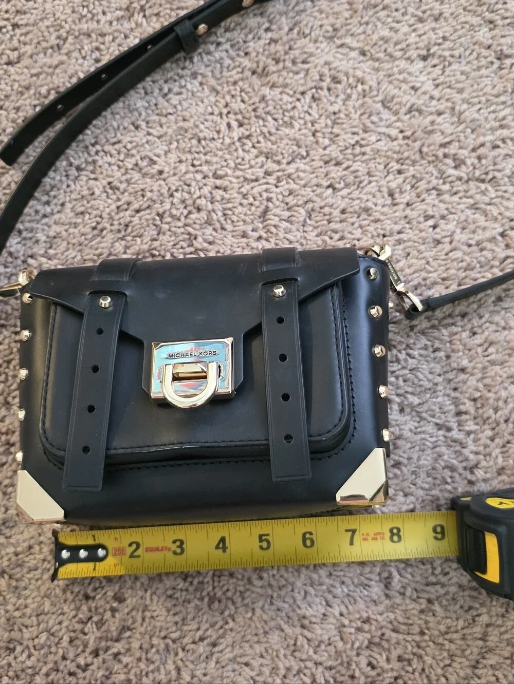 Michael Kors Manhattan Leather Stud Shoulder Bag Crossbody Flap Lock Black Gold